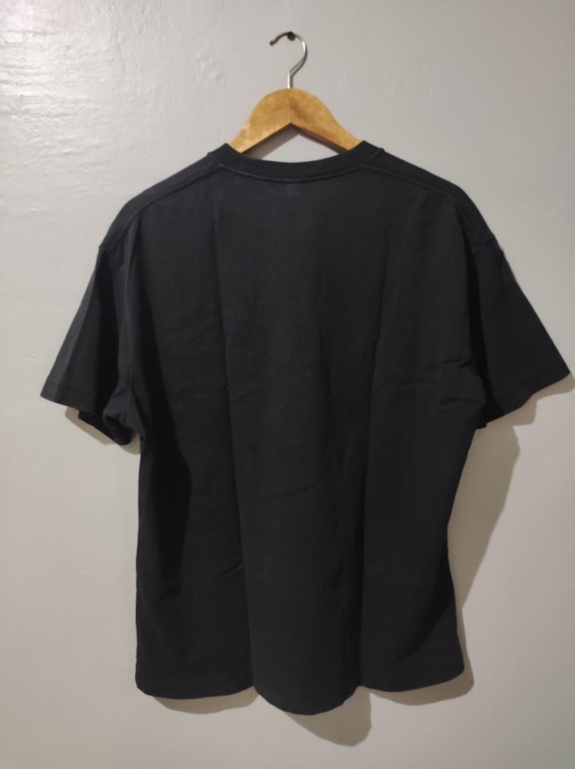Uniqlo black w/pocket (Category: Tshirts & Polo Shirts ) located in Lubao. Submitted by jkps1 (Listing ID 1189856175, Image 3). Description: Medium(21x25) (9/10).