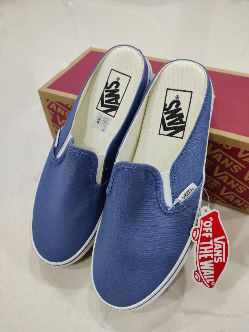 White canvas discount slip on vans