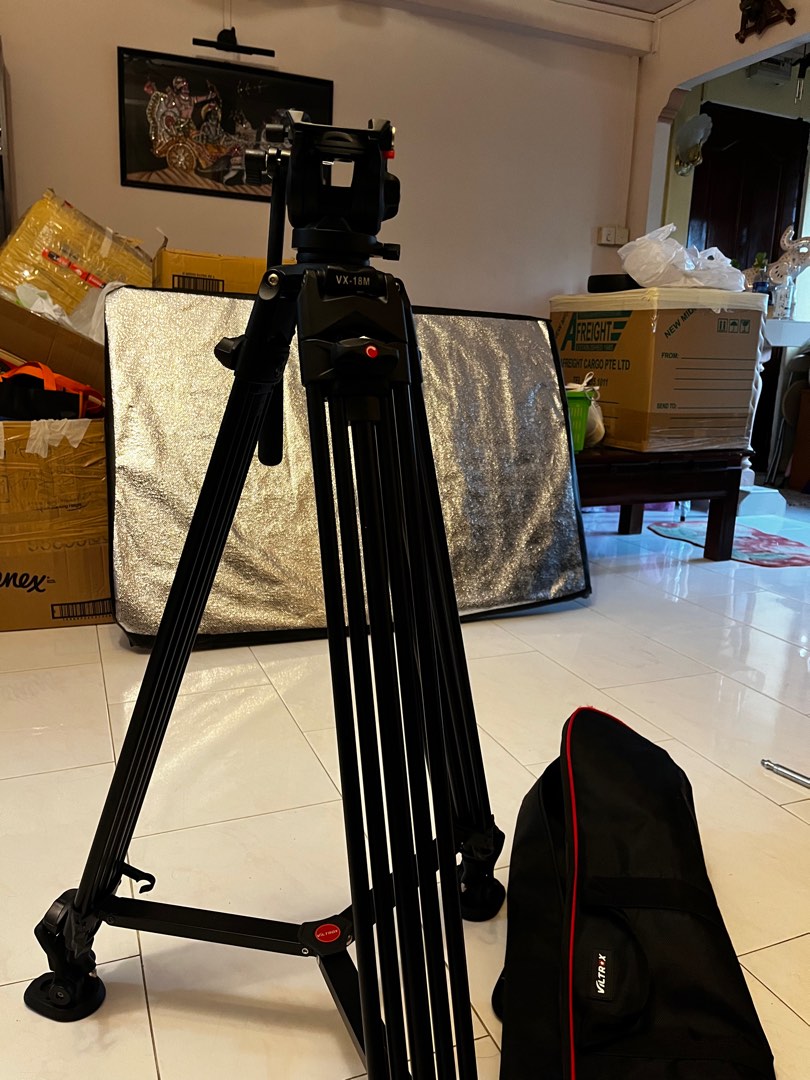 Viltrox VX18M Tripod, Photography, Photography Accessories, Tripods