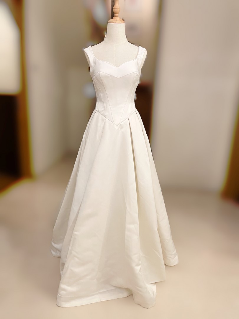 Wedding dress shop discount closing down sale
