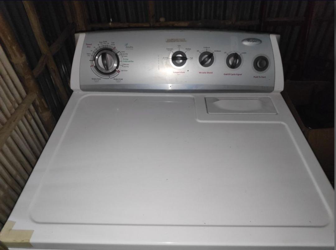 Whirlpool Propane dryer with free inverter and tank, TV & Home