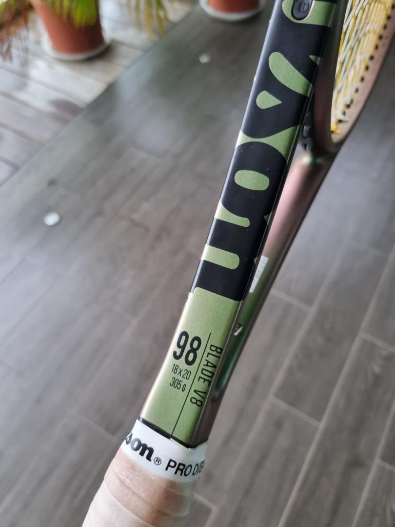 Wilson Blade 98 v8 Tennis Racquet Great Condition 18x20 String