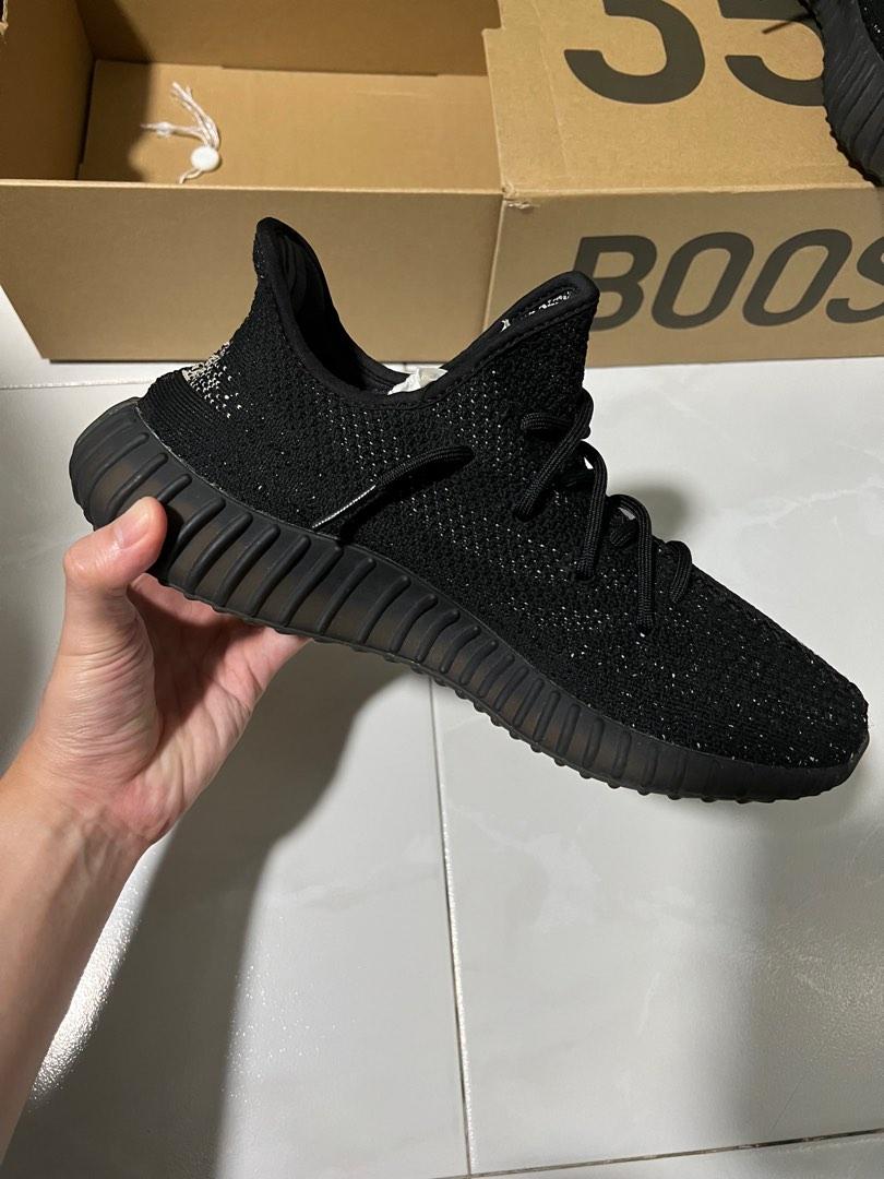 Yeezy Boost 350 V2 Oreo Men s Fashion Footwear Sneakers on Carousell