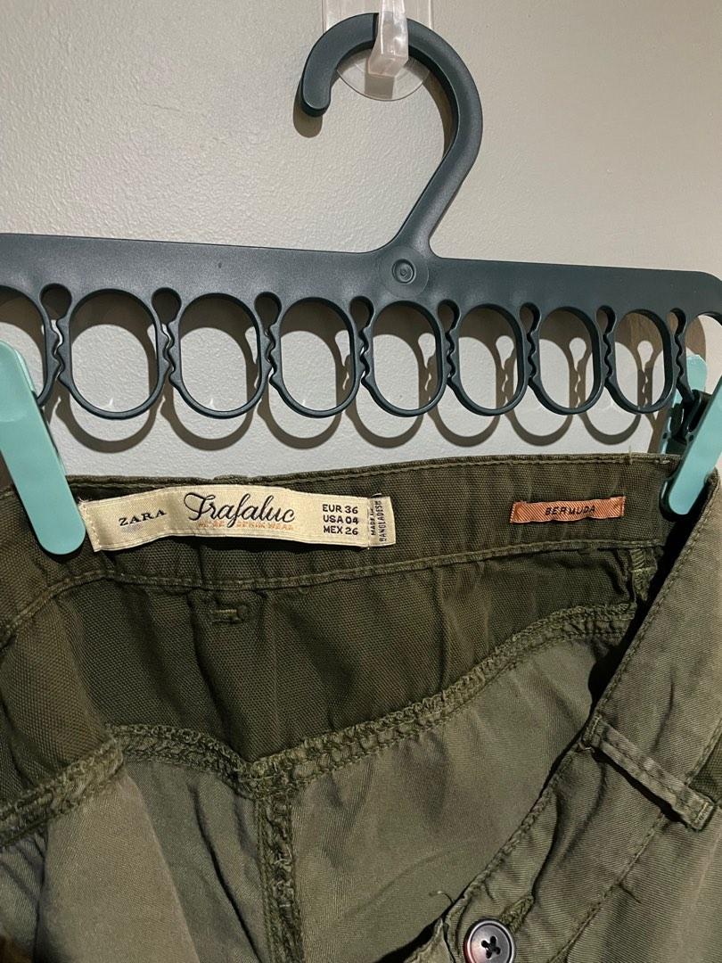 Zara Trafaluc Cotton Shorts (Category: Shorts) located in Quezon City. Submitted by luwian (Listing ID 1189924363, Image 3). Description: Authentic Zara Olive Green Cotton Shorts No issue 250 plus sf RFS: Decluttering Location QC DM for more details. Thank you..