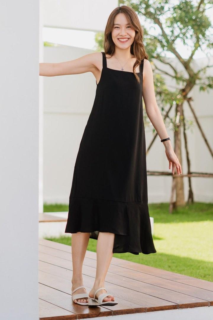 ACW tier symmetrical hem sash midi dress in black, Women's Fashion