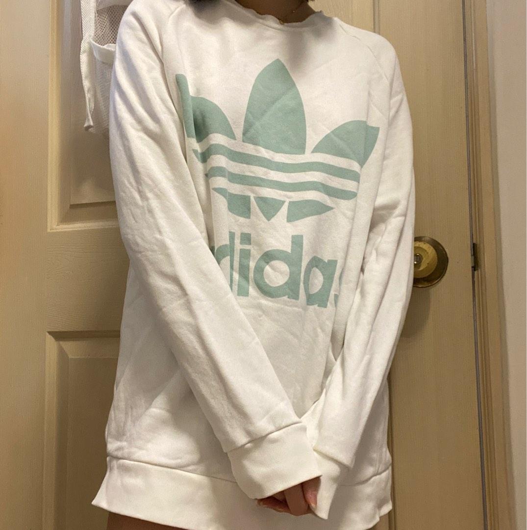 White adidas sweatshirt hotsell womens