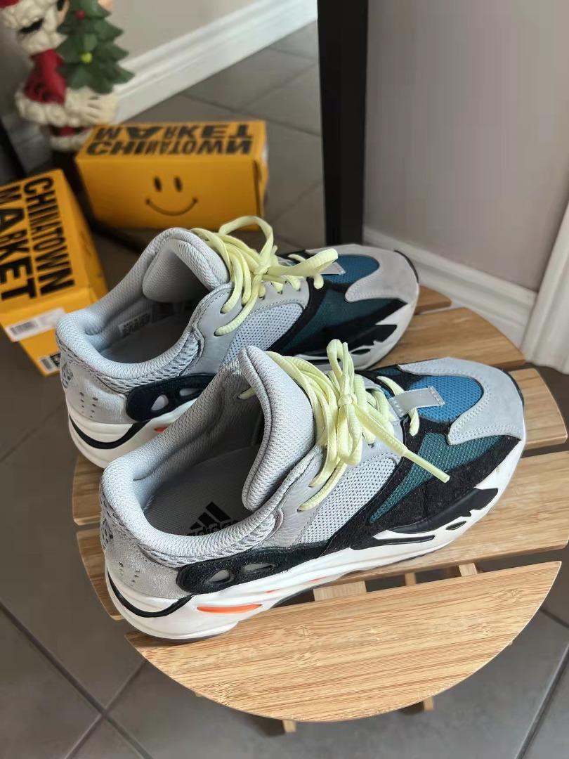 Adidas originals Yeezy Boost 700 Wave Runner Low top Dad shoes gray and  black sports loafers, Men's Fashion, Footwear, Sneakers on Carousell