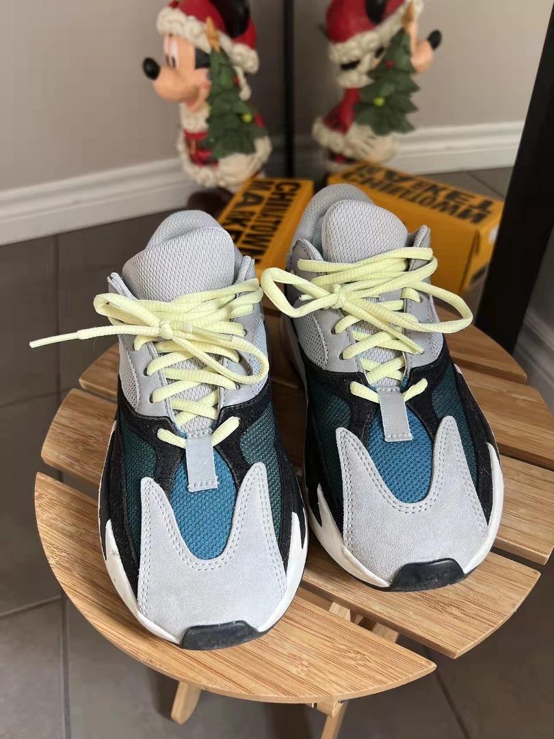 Adidas originals Yeezy Boost 700 Wave Runner Low top Dad shoes gray and black sports loafers