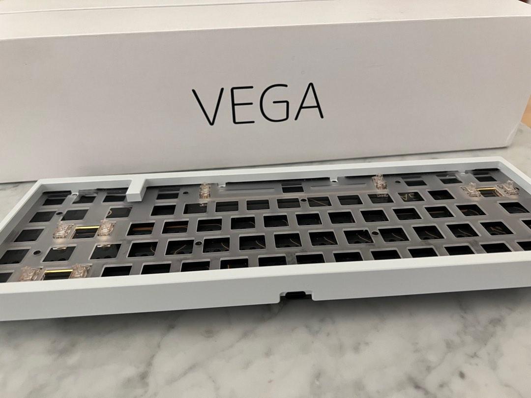Ai03 Vega 65% E-White Premium Custom Mechanical Keyboard, 電腦 