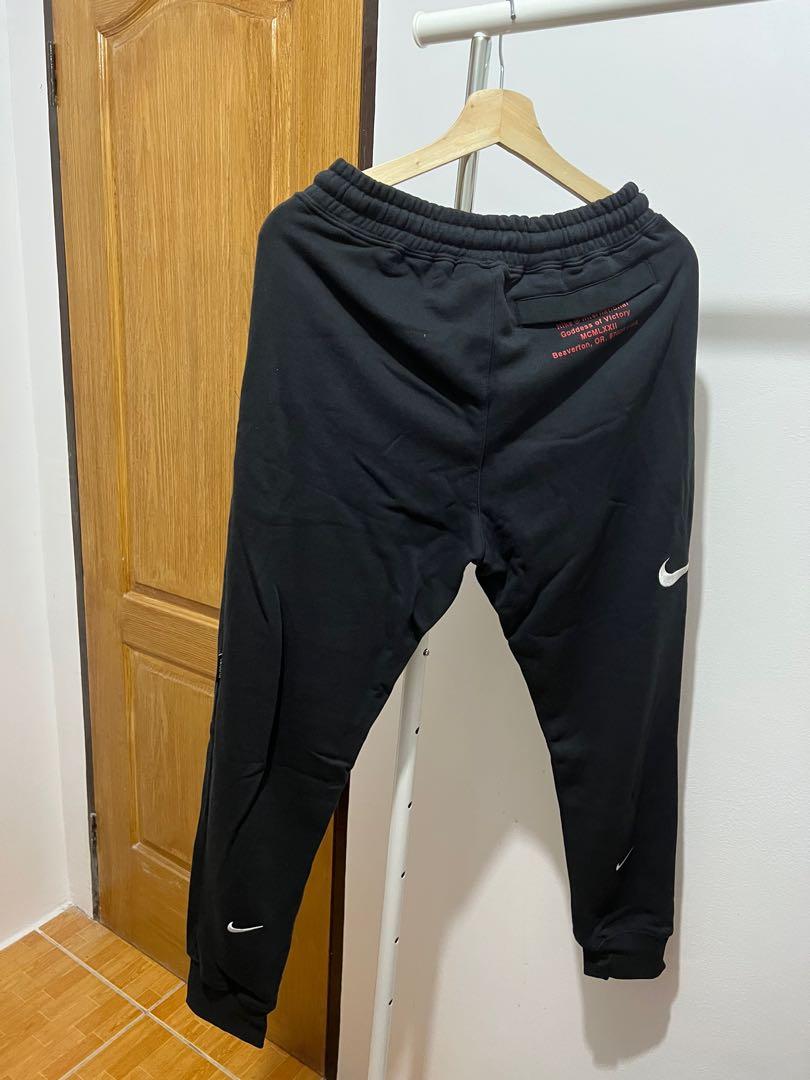 Complacer tráfico Incentivo AUTHENTIC Nike Double Swoosh Jogger Pants, Men's Fashion, Bottoms, Joggers  on Carousell