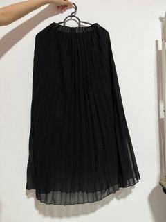 Black Pleated Skirt