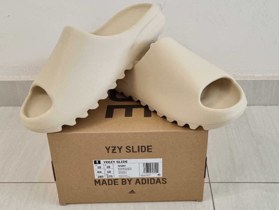 BNIB YEEZY SLIDE ADULTS Bone Men s Fashion Footwear Flipflops