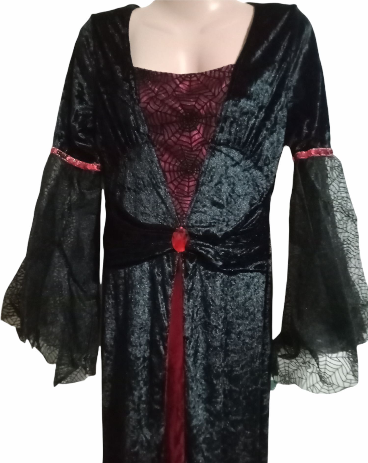 Medieval Countess gown, Women's Fashion, Dresses & Sets, Evening ...