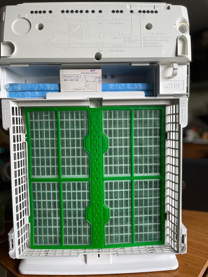 Daikin Photocatalytic Air Purifier with 2 spare air filter, TV & Home