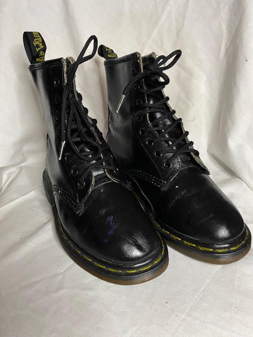 Dr martens docmart 1460, Men's Fashion, Men's Footwear, Boots on Carousell