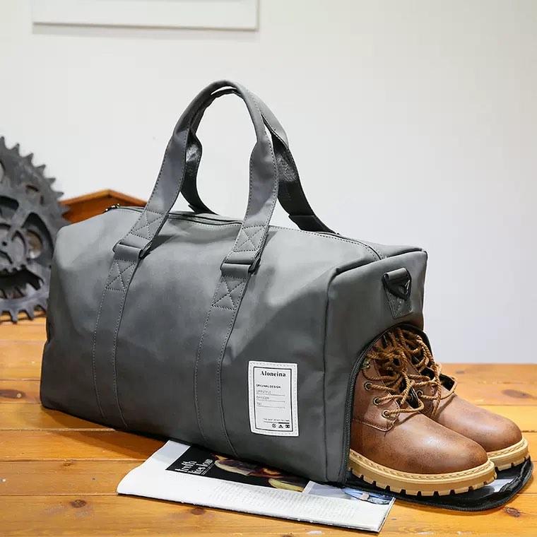 Weekend travel outlet duffel bag