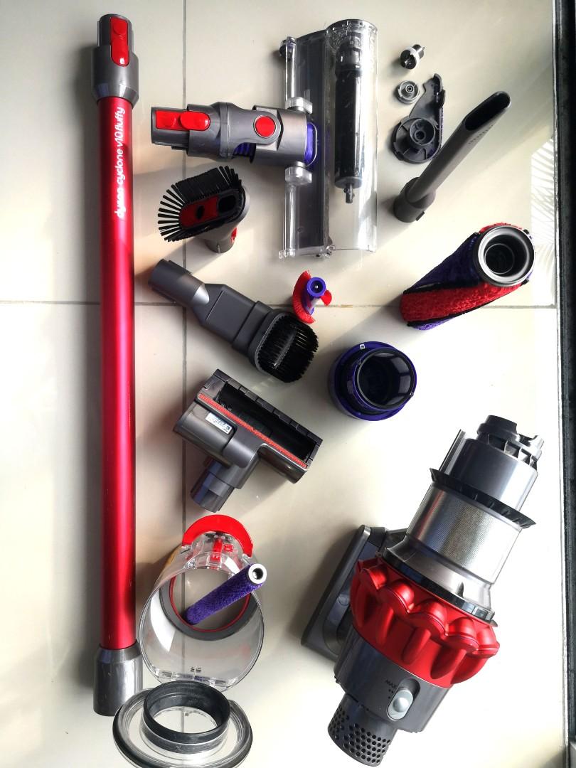 Dyson Cyclone V10 Fluffy
