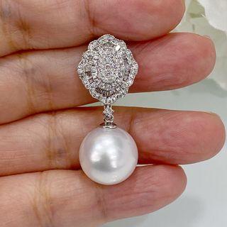☘️VALUE BUY☘️ Genuine south sea pearl pendant with diamonds