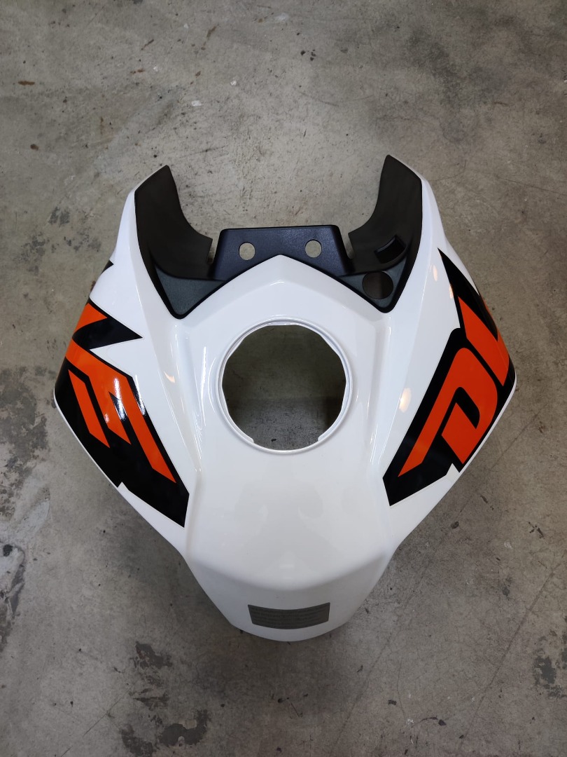 ktm duke 200 tank cover