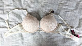 (Category: ) located in . Submitted by ohmywatch (Listing ID 1190006422, Image 1). Description: .