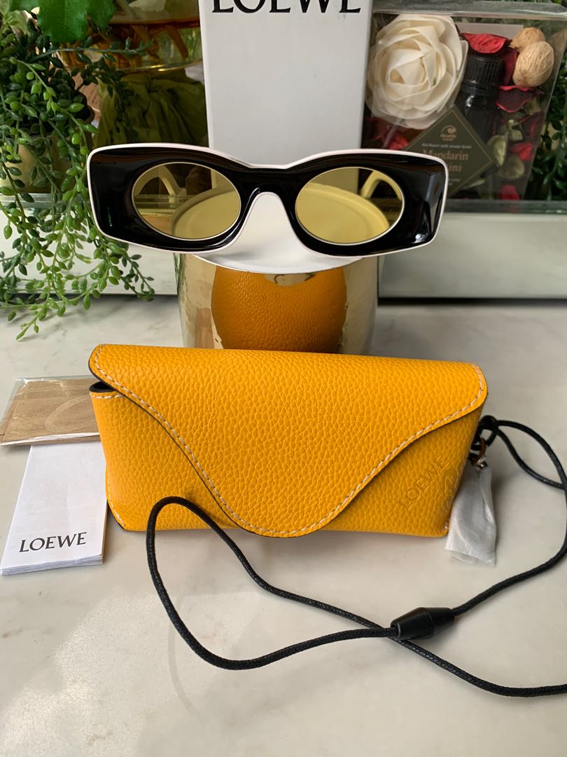 Loewe Paula s Ibiza Original Sunglasses Women s Fashion Watches