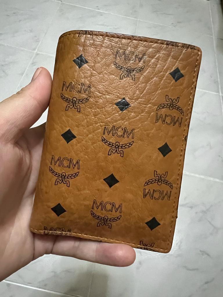 Mcm wallet korea cheap