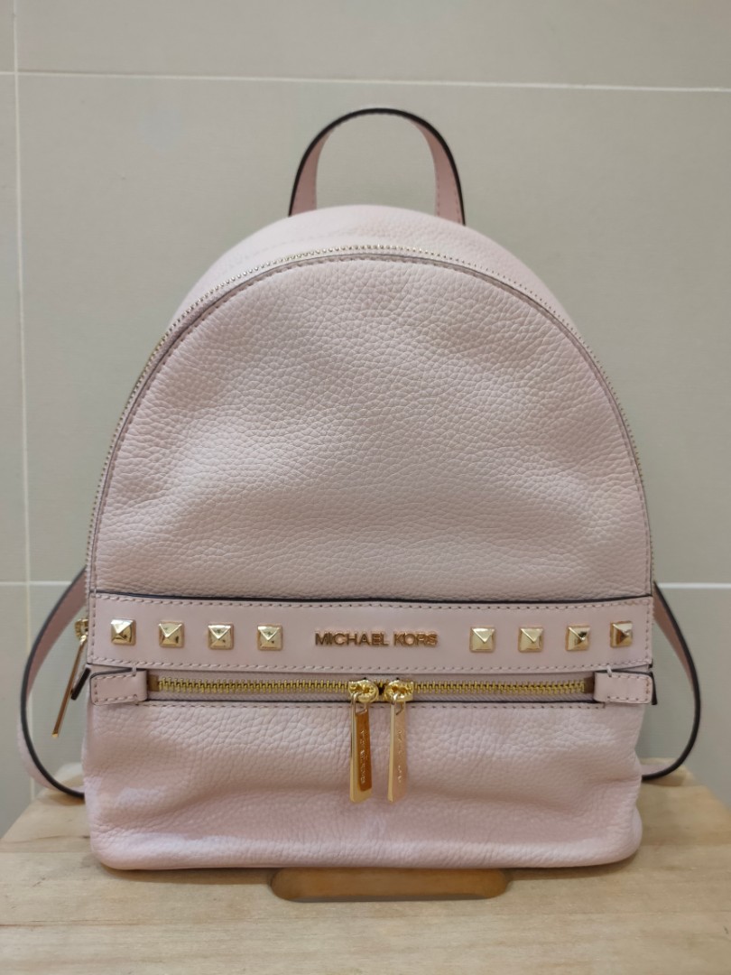 Michael Kors Kenly Medium Leather Backpack (soft pink), Women's Fashion,  Bags & Wallets, Backpacks on Carousell