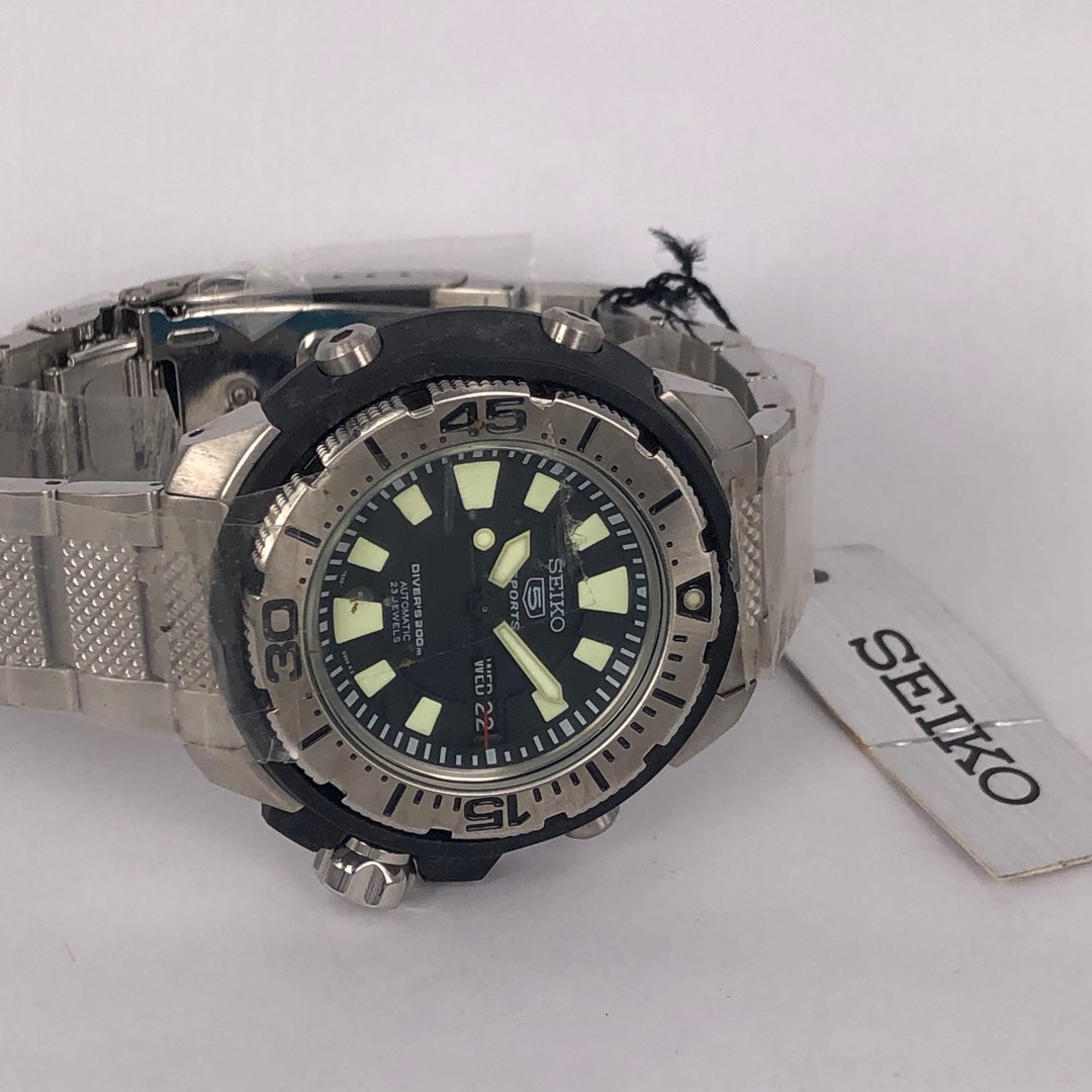 New Old Stock NOS Seiko Frankenmonster SKZ247K1 Men s