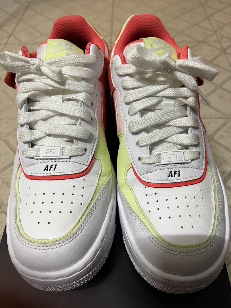 womens air trainers