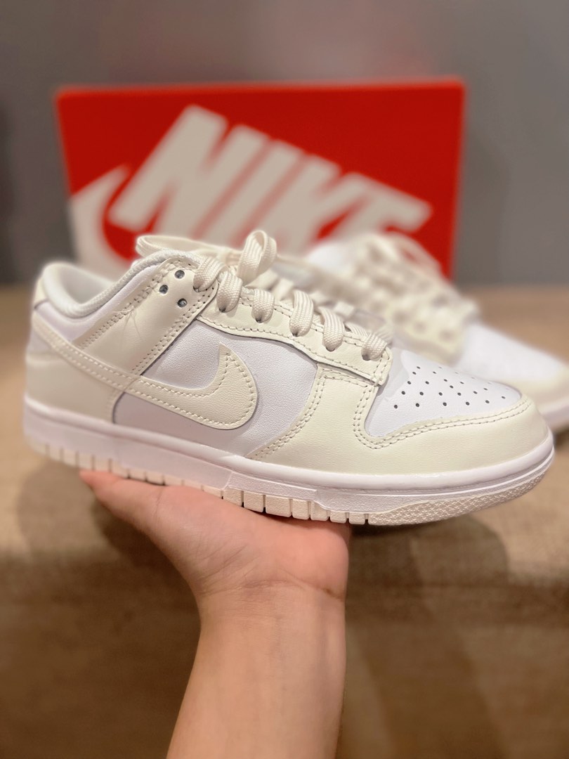 新品 未使用品 NIKE DUNK LO DISRUPT ココナッツミルク-