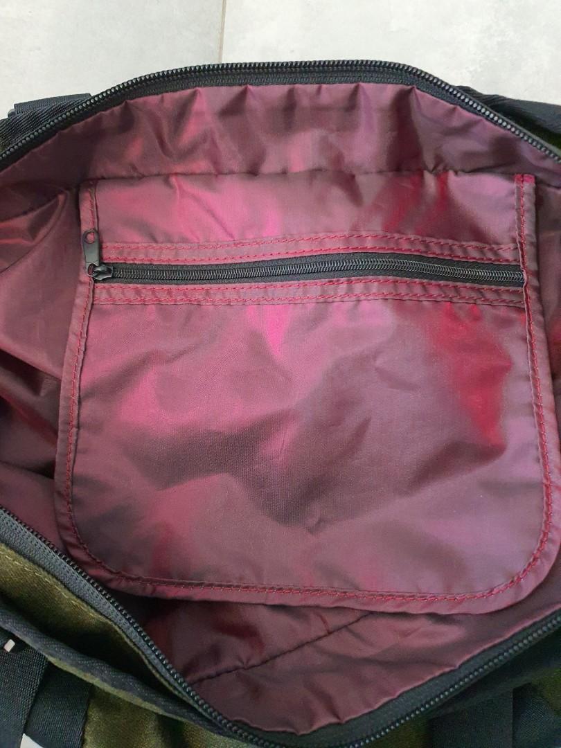 Nike large gym tote, Women's Fashion, Bags & Wallets, Tote Bags on Carousell