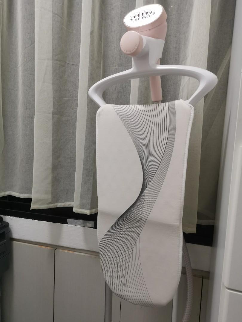 Philips ComfortTouch Garment Steamer GC552, TV & Home Appliances, Irons & Steamers on Carousell