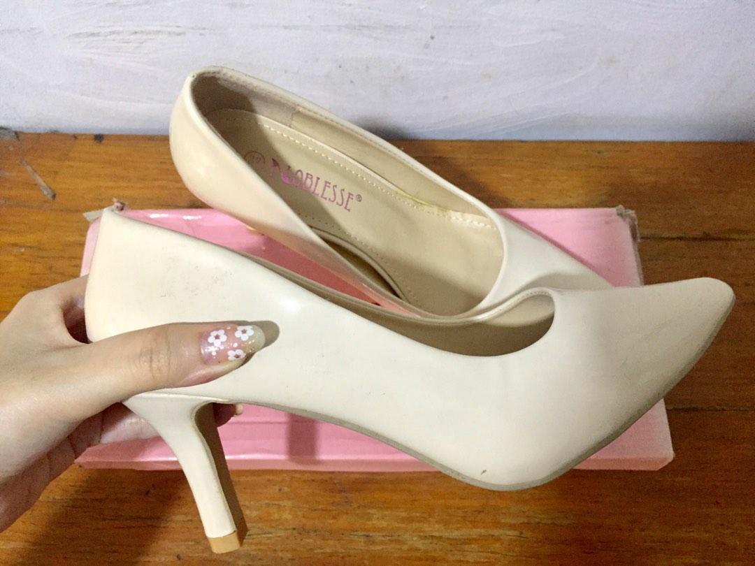 pointed front heels