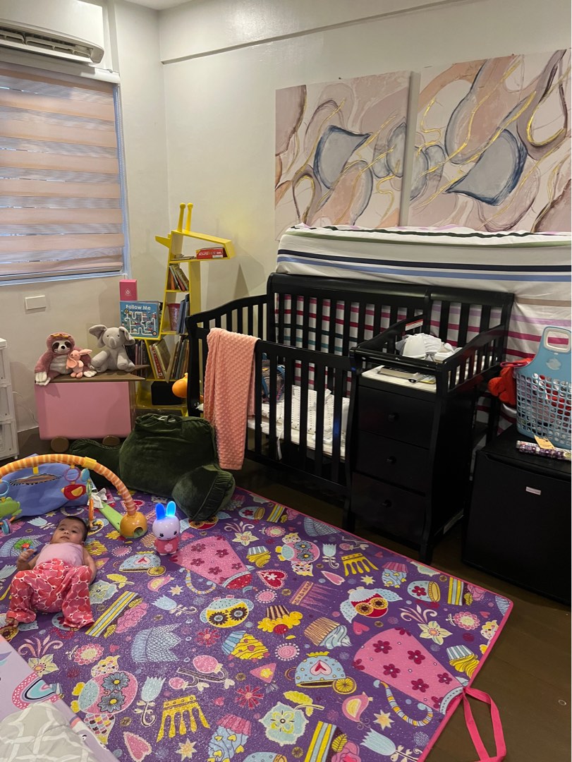 Pottery barn crib, Babies & Kids, Baby Nursery & Kids Furniture, Cots