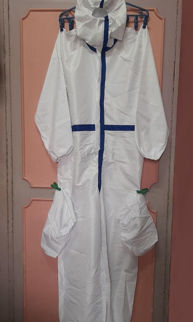 PPE- Personal Protective Equipment ( Unisex ) (Category: Braces, Support & Protection) located in Quezon City. Submitted by marieleone (Listing ID 1189976315, Image 1). Description: New, never used Size Medium but may fit Large to XXL Measurements: in inches Shoulder Width > 22" Chest Width > 24" flat > 48" Arm Length > 24" Waist > 20 - 25" flat > 40 - 50" Over-all Length > 60" Foot Cover Length > 14.5".