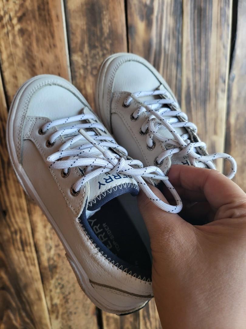 DECLUTTERING SALE Preloved Sperry White Topsider SP Deckfin Jr kids shoes