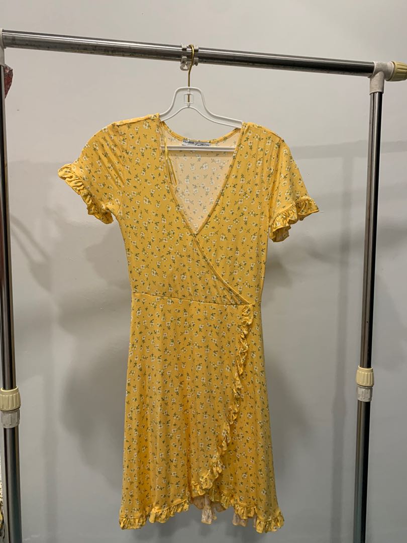 Pull Bear Yellow Floral Front Wrap Dress Size M