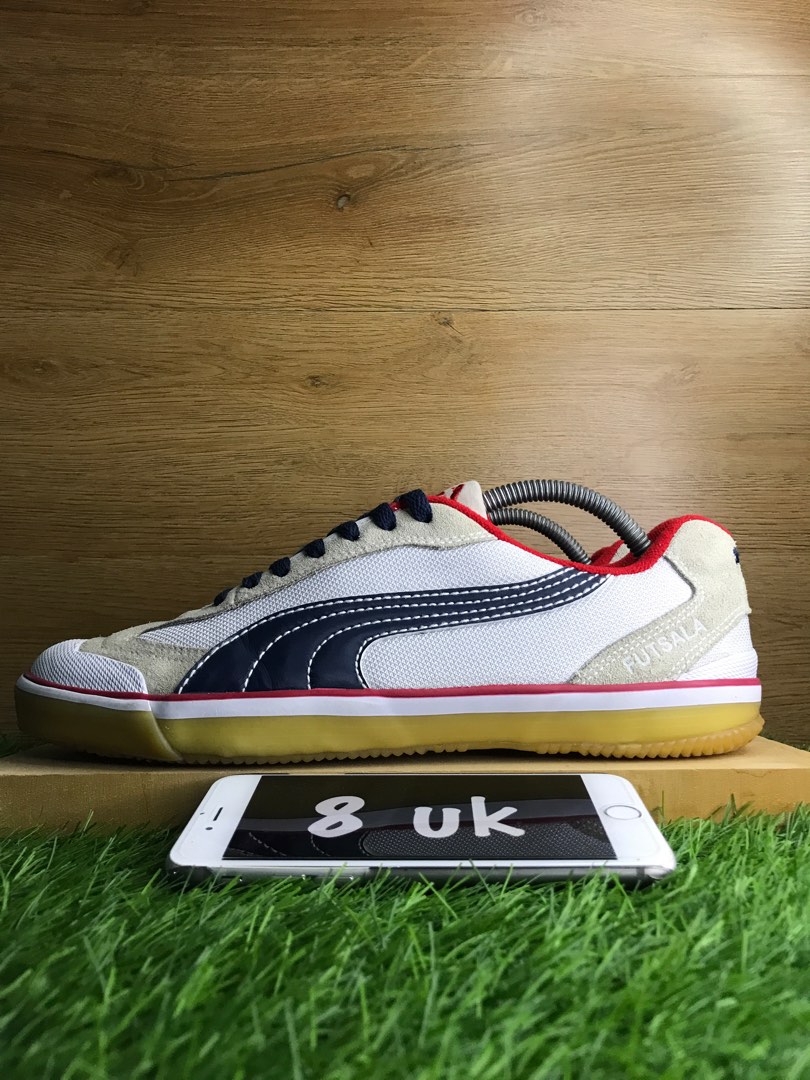 Puma futsala discount