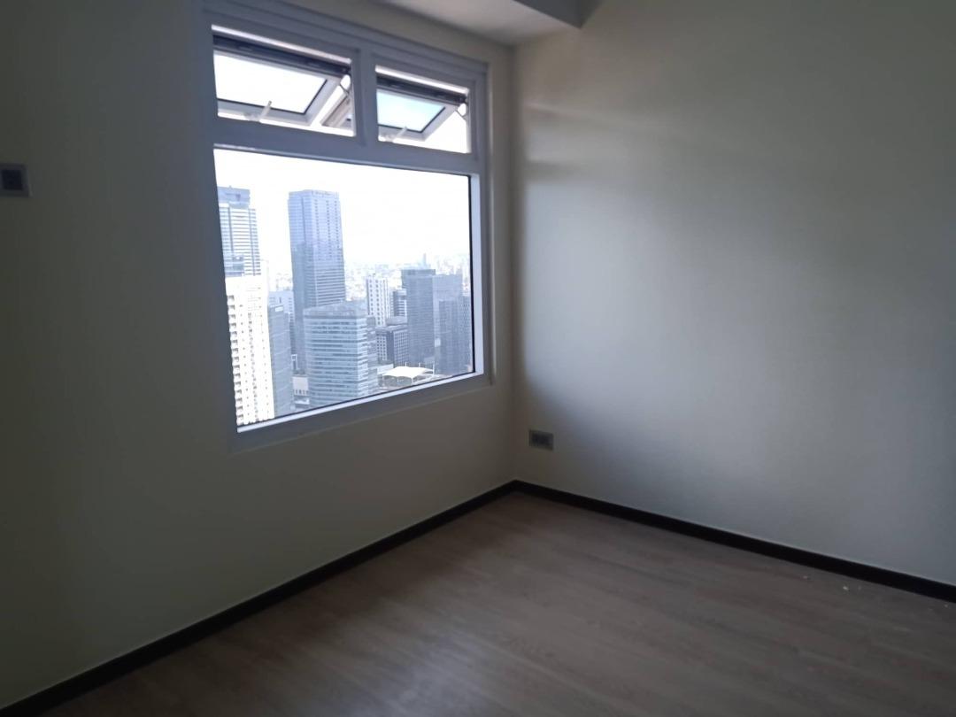 RENT TO OWN 3BR with Balcony & Maids room for sale at Trion Towers in