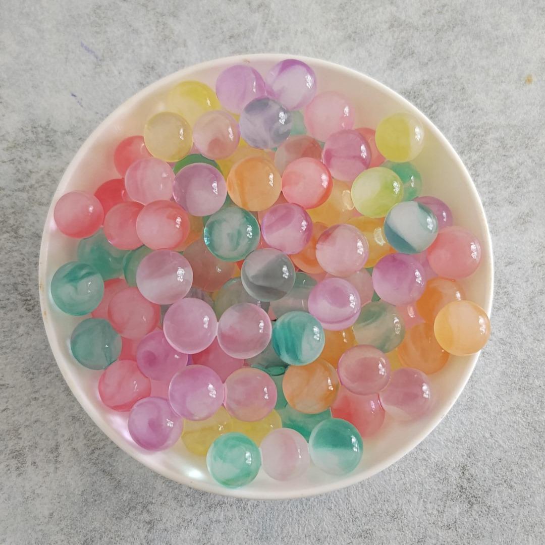 SG In Stock] 60mm Sensory Play Giant Water Beads / Water Babies / Orbeez /  Water Bead, Hobbies & Toys, Toys & Games on Carousell