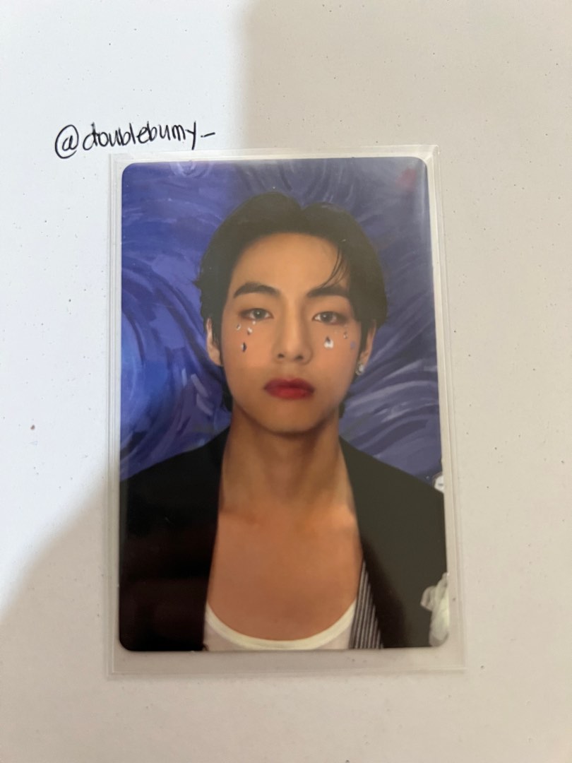 Taehyung Clue PC Hobbies Toys Memorabilia Collectibles K Wave on