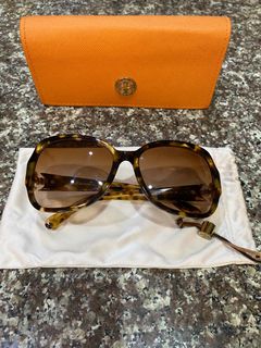 (Category: ) located in . Submitted by glam_lyf (Listing ID 1190008129, Image 1). Description: .