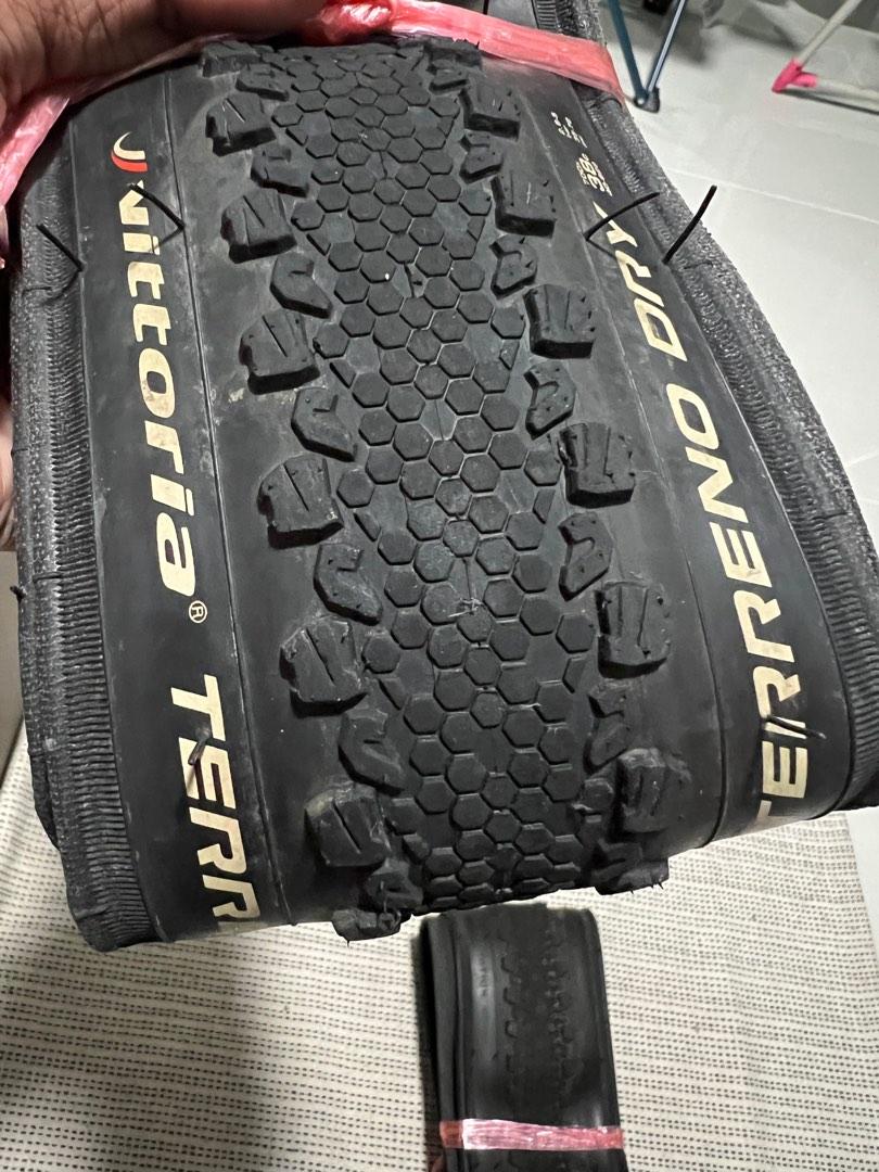 Vittoria Terreno Dry gravel tyres 700C, Sports Equipment, Bicycles ...
