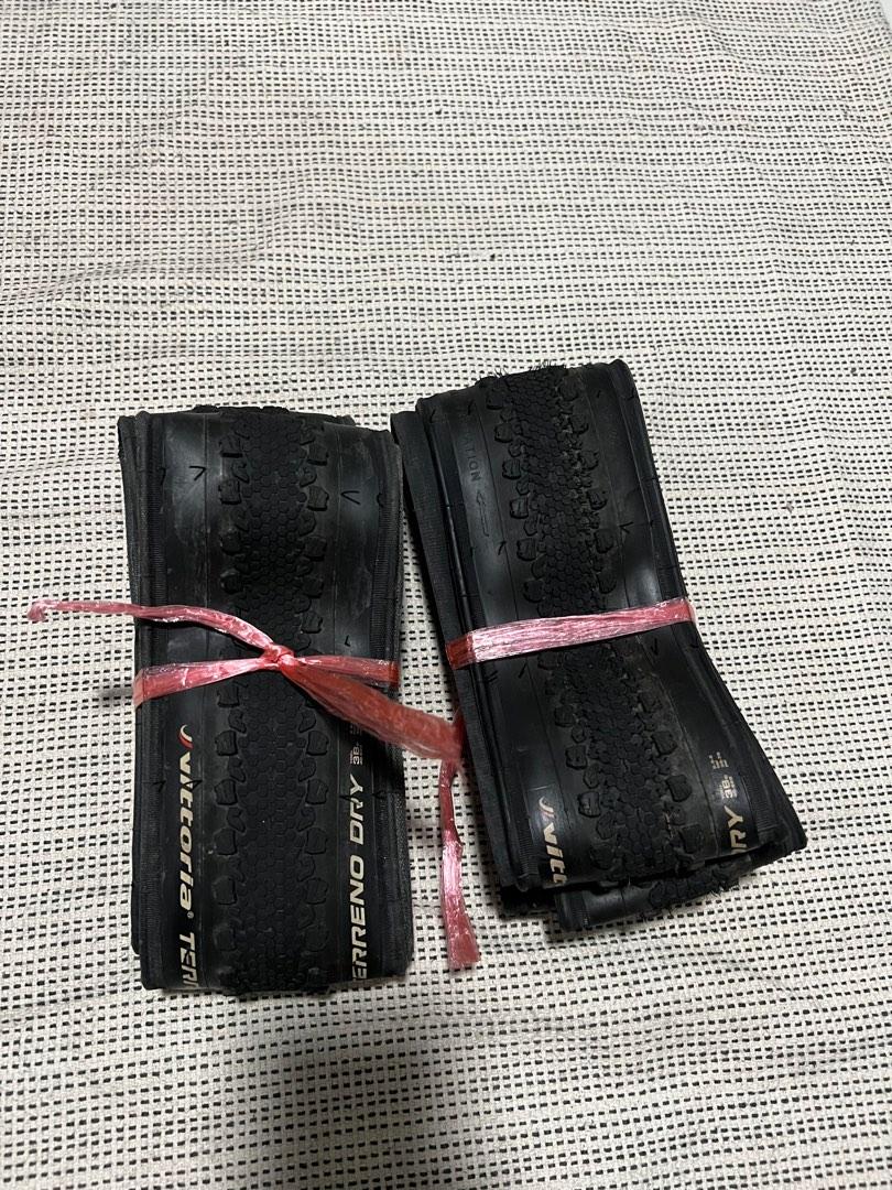 Vittoria Terreno Dry gravel tyres 700C, Sports Equipment, Bicycles ...