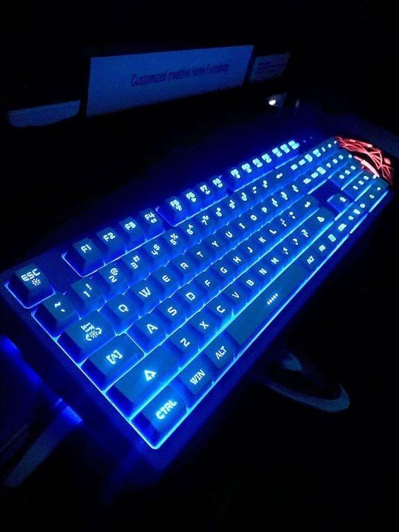Wired USB Keyboard with 7 RGB LED lights - Mechanical keyboard feeling ...