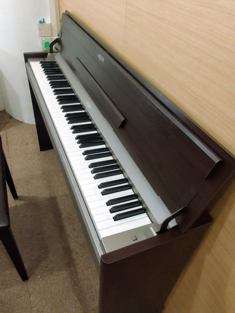 Yamaha YDP S31 Arius digital piano, Hobbies & Toys, Music & Media