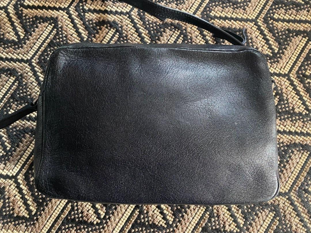 YSL Lou Camera Bag (Category: Luxury Bags & Wallets) located in San Juan City. Submitted by 11_mallow (Listing ID 1189951060, Image 3). Description: YSL Lou Camera Bag Color Black Guaranteed 100% authentic With care cards and dust bag With minor scuffs on corners; hardly noticeable Purchased in Hannah Hong Kong Receipt available upon request https://www.hannah.hk/en/about_us.html.
