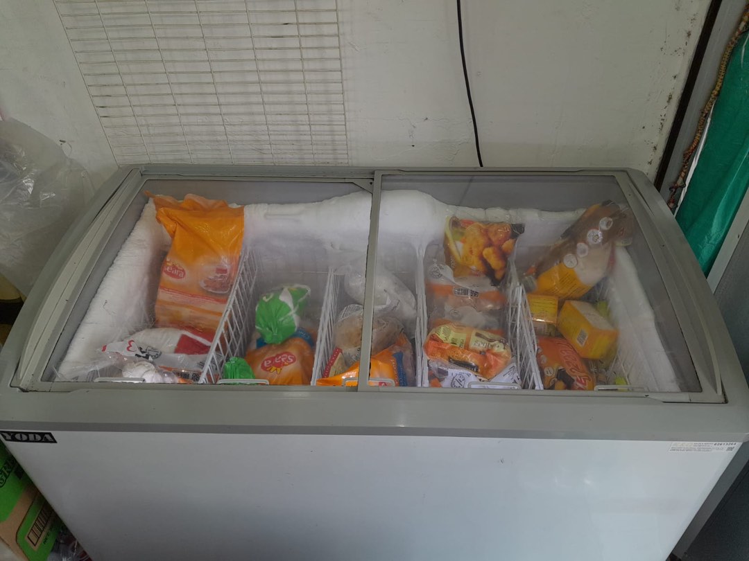 Chest Freezer used one good working condition like new Yoda brand, TV