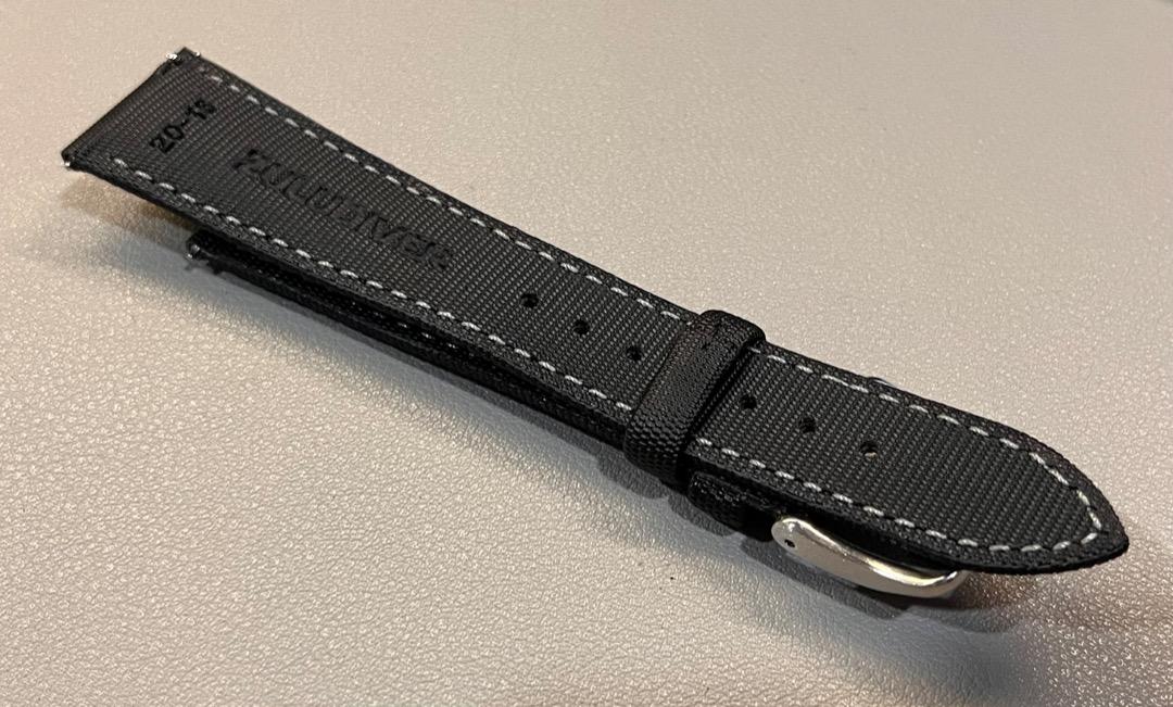ZULUDIVER Mayday Sailcloth Padded Divers Watch Strap 20mm Men s