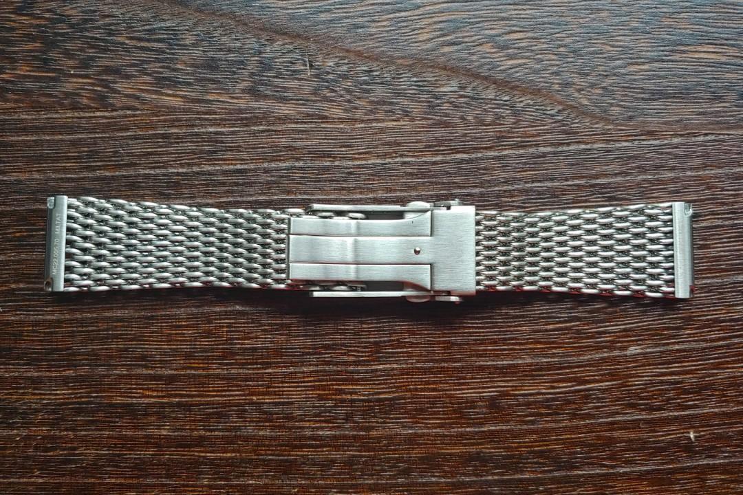 22mm Brushed Tapered Winghead SHARK Mesh Bracelet Strapcode